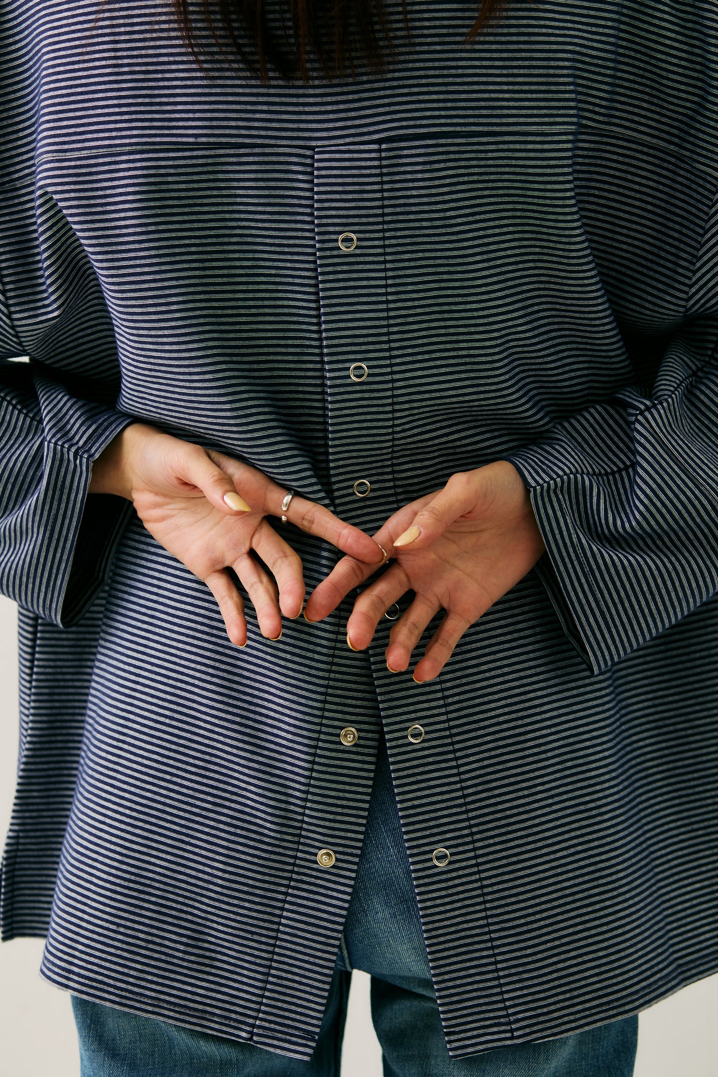 <Re stock> drop shoulder border tops