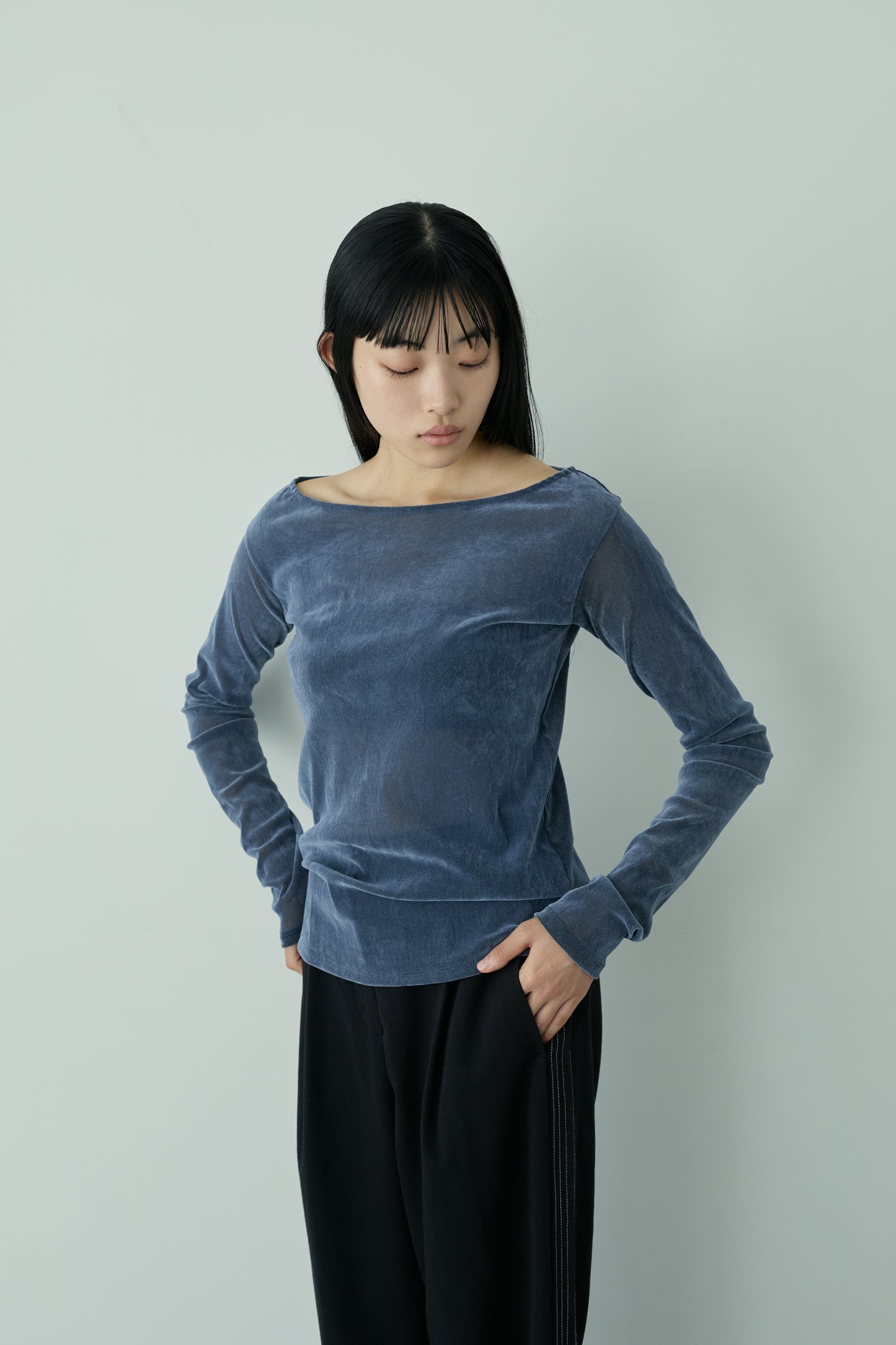 <Restock> Decolletage flockiy tulle tops