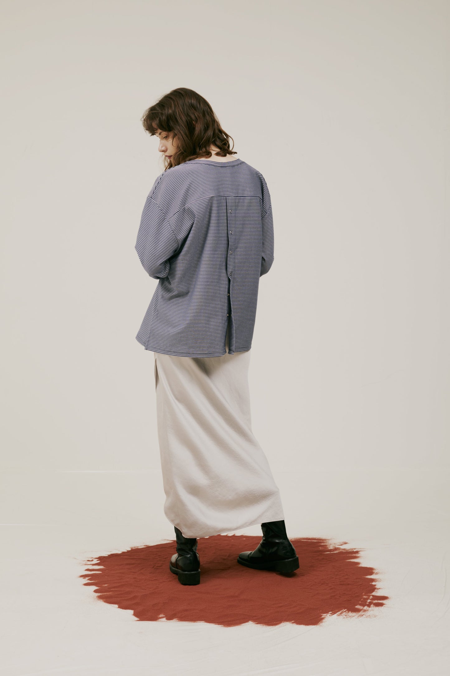 <Re stock> drop shoulder border tops