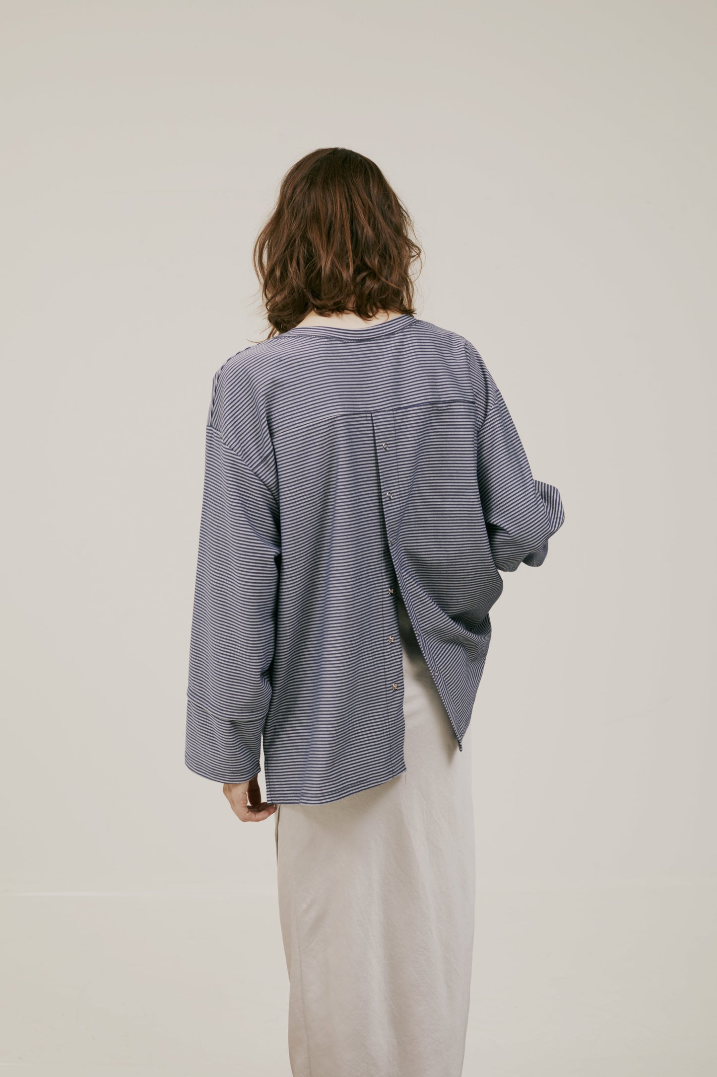 <Re stock> drop shoulder border tops
