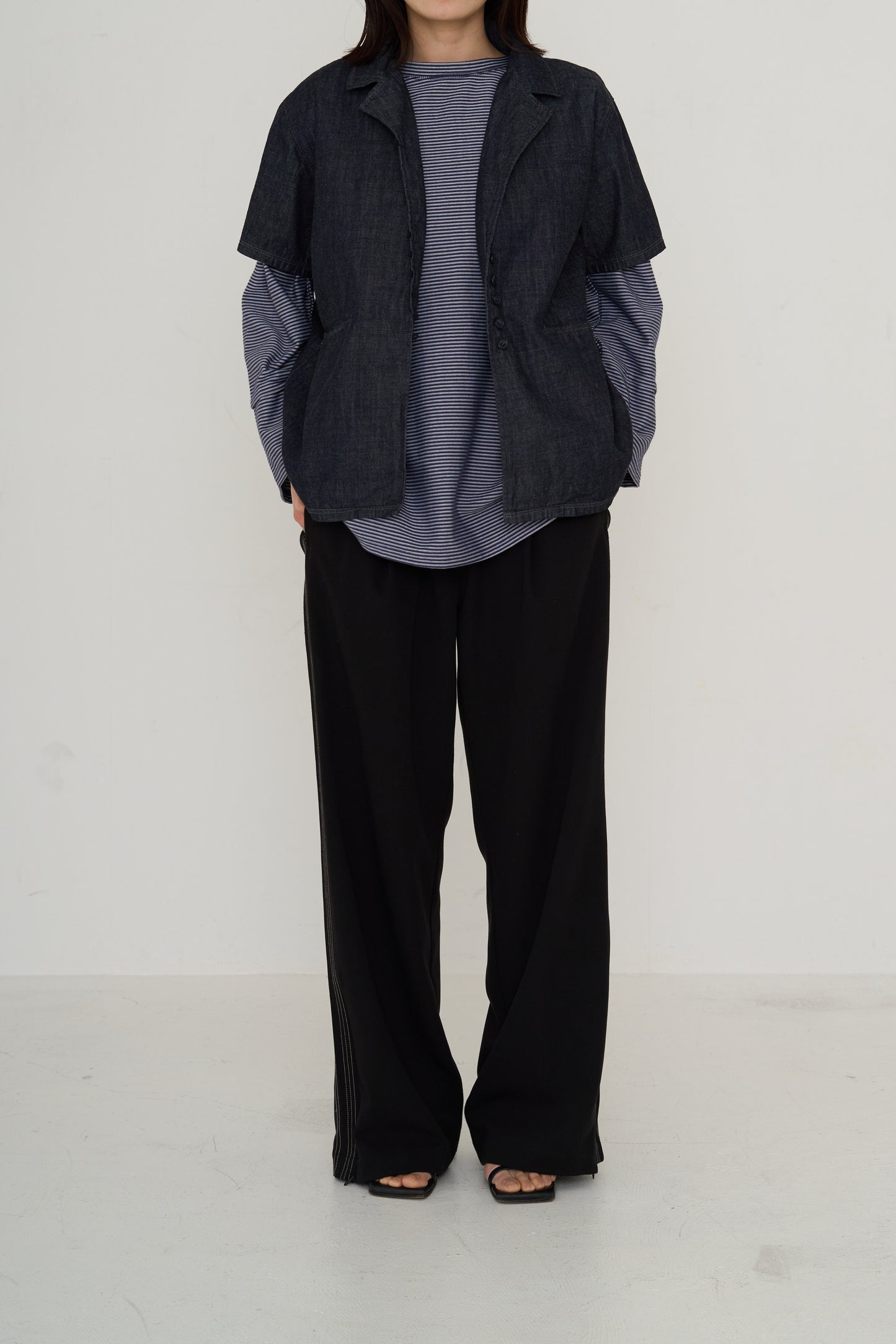 <re stock> drop shoulder border tops</re>