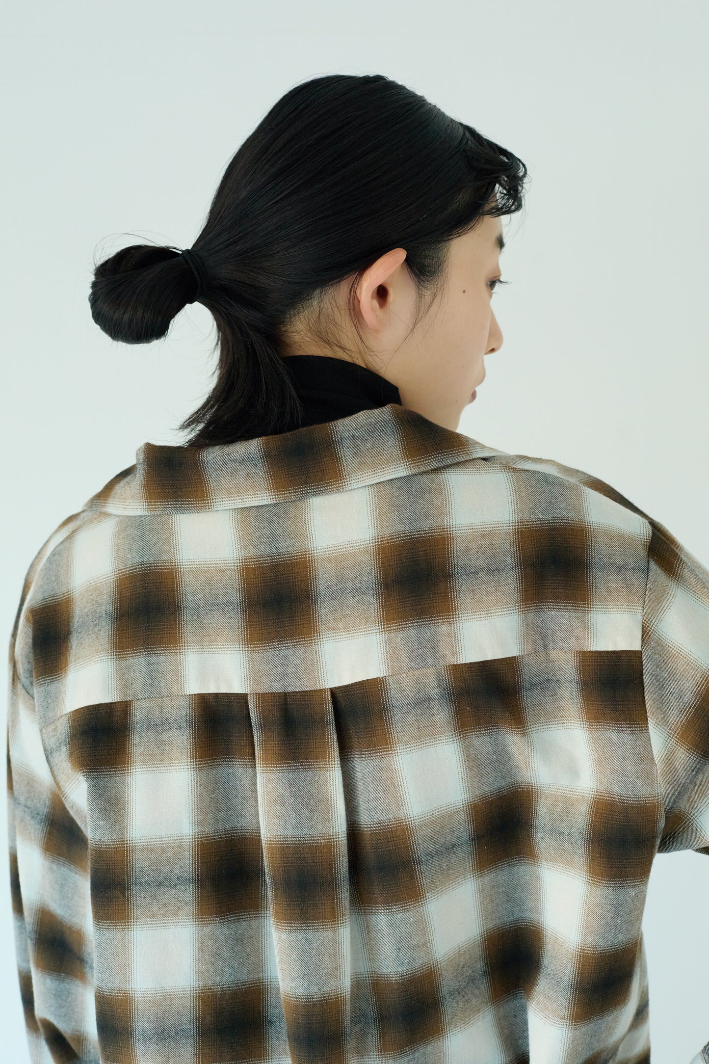 check ribon open shirt